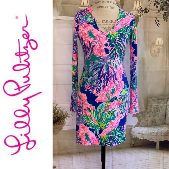 Lilly Pulitzer Tops - Lilly Pulitzer Tunic Blouse Size XS